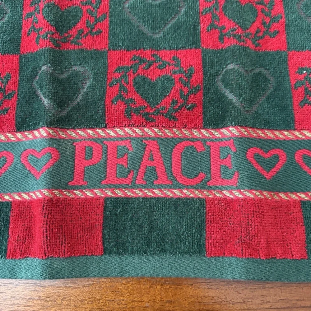 The Unbranded Brand christmas peace